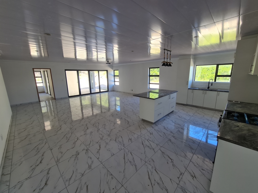 3 Bedroom Property for Sale in Paradise Beach Eastern Cape